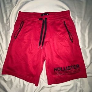Brand: Hollister | Size: Medium |